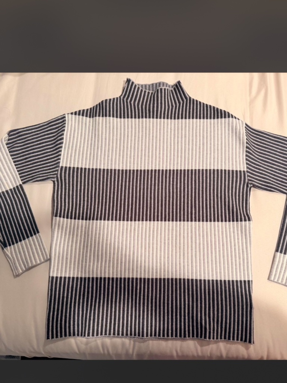 Adrienne Vittadini Sweaters
